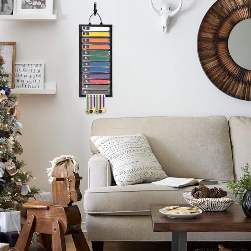 SUMNACON Staubdicht Kampfsport Gürtelhalter für 12 Gürtel Felt Taekwondo-Gürtelständer Wandmontage Gürtel Display für Medail Judogürtel Karategürtel Ninjitsu-Gürtel als Personalisierbare Geschenk