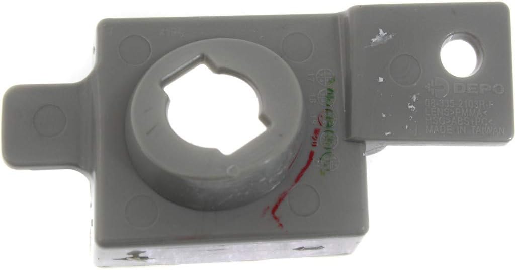 KarParts360 For Chevy Silverado 1500 License Plate Light 2014 15 16 17 18 2019 Passenger Side | Chrome | CAPA Certified | GM2875101 | 23251665