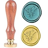 TAMAÑO DEL SELLO DEL SELLO DE CERA EMBOSSER: El diámetro del sello de sellado del estampador es de aprox. 2.5 cm / 1 pulgadas, la altura del mango de madera es de aprox.. 7.5 cm / 2.95 pulgadas, toda la longitud es aprox.. 9 cm / 3.5 pulgadas. Paquete incluido: 1 x Cabezal de sello de latón con estampado de rama de olivo + 1 x Mango de madera.