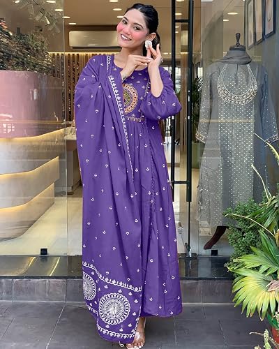 Image of KLOSIA Women Rayon Printed Anarkali Kurta Set with Dupatta