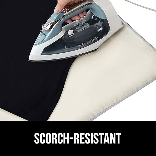 Vista 252 de Gorilla Grip - Funda reflectante de silicona para tabla de planchar