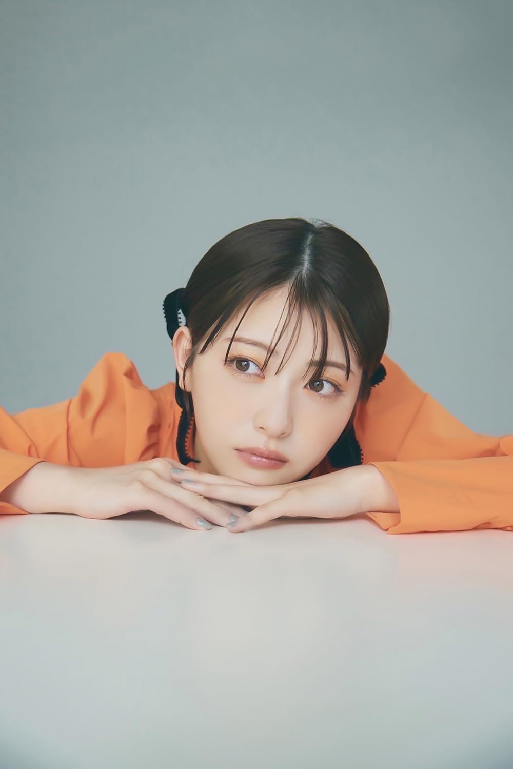 Amazon.co.jp 限定】浜辺美波カレンダー 2024.04-2025.03 限定絵柄