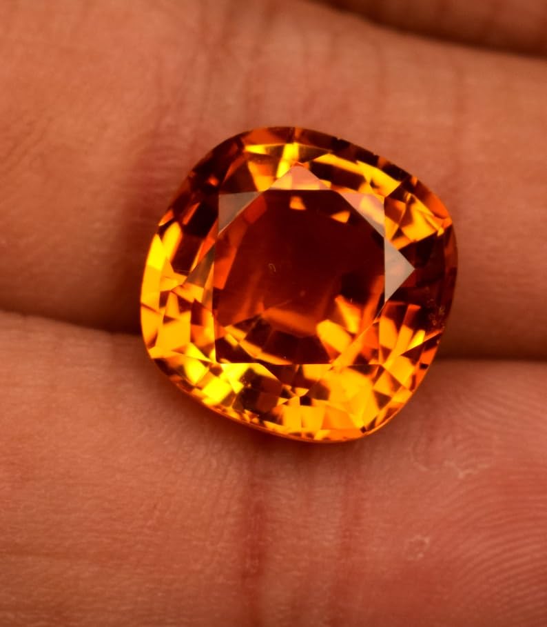 Saphir orange naturel en coussin 12mm pour la création de bijoux uniques - 2
