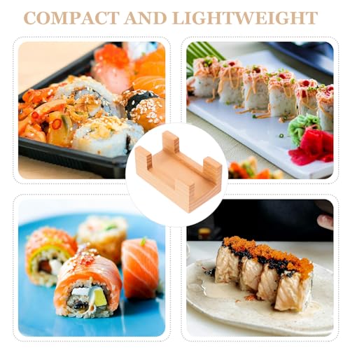 Plato para sushi estilo japonés con soporte de madera miniatura 3
