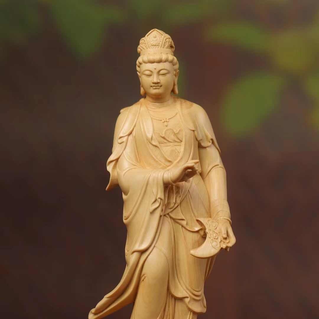 Amazon｜小葉黄楊木 木彫り 木彫りの仏像【日光菩薩 月光菩薩】2体