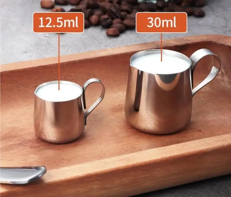 Jarra para espumar Latte y medir café en formato mini de acero 5