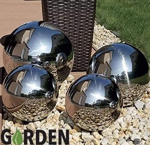  Garden decoration with 4 Silver Mirror Spheres