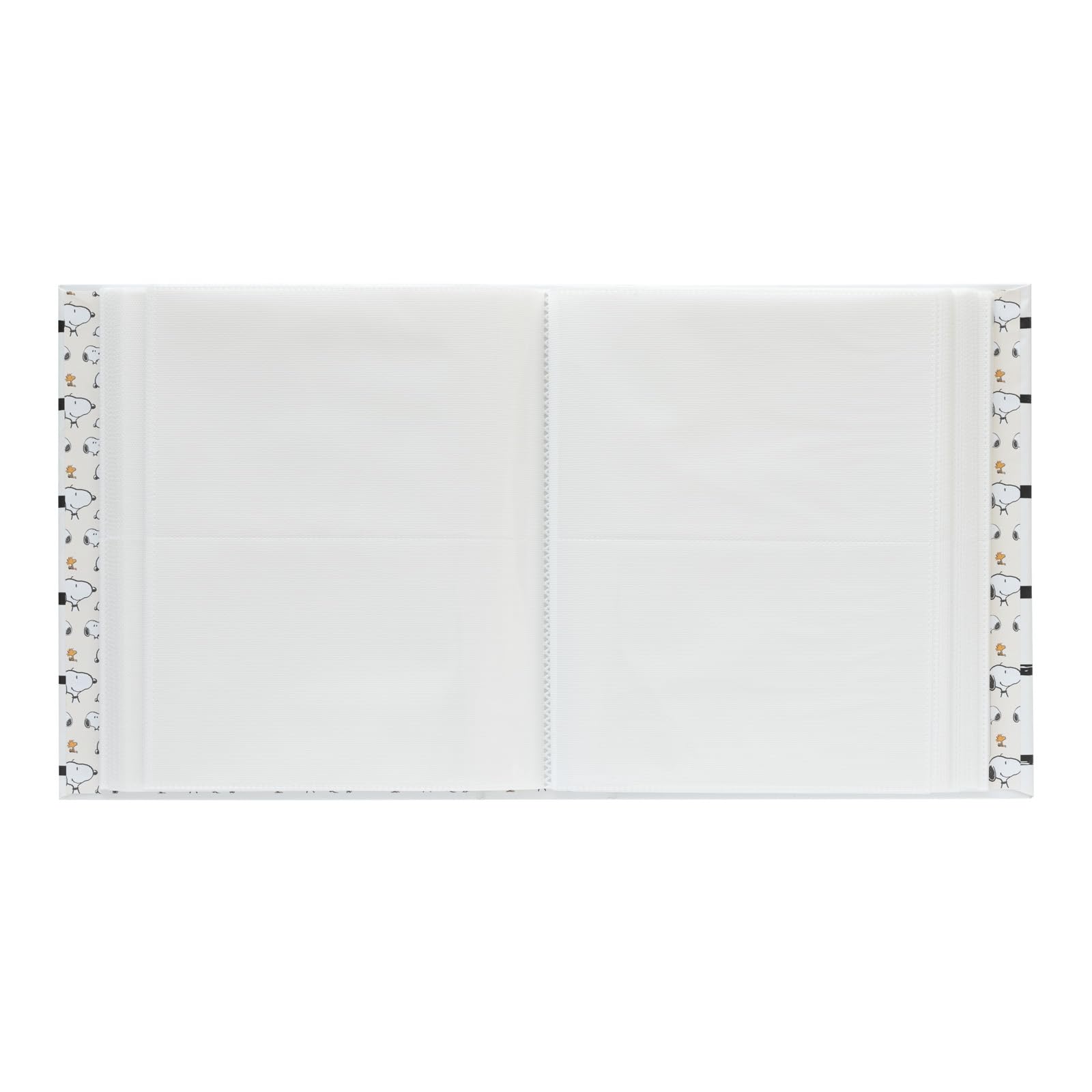 Grupo Erik Large Photo Album - Snoopy Gifts | Slip In Photo Albums 304 Pockets, 13x20 cm, Memory Book | Family Gifts Under 15 Pounds, Snoopy Merchandise