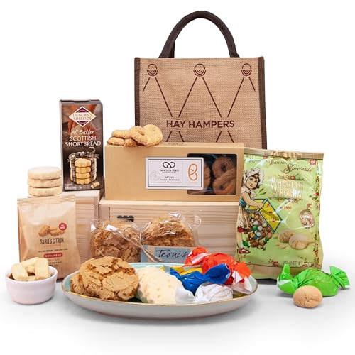 Luxury Biscuits Gift Hamper - Cookies, Scottish Shortbread & Italian Biscuits - Christmas Hamper for Women or Men, Christmas Gifts for Couples, Food Gifts, Hampers & Gourmet Gifts - by Hay Hampers
