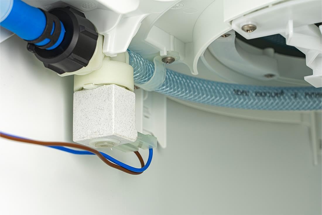 Elektryczny zawór wodny do toalet Thetford C-200 S i CS