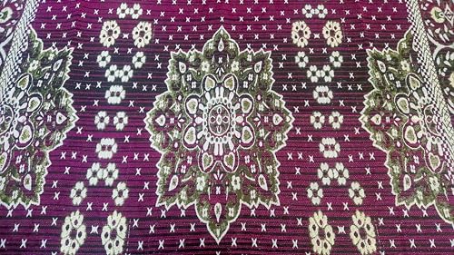 Image of 5x7 Feet Carpet for Living Room | Acrylic Cotton Area Rug | Soft, Durable & Lightweight | Anti-Slip Floor Rug for Bedroom, Hall, Office | Large Washable Carpet (Golden Pink)