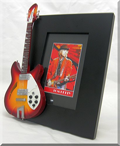 TOM PETTY �g���E�y�e�B�� �~�j�`���A�M�^�[�̎ʐ^�t���[�� Rickenbacker Fireglo