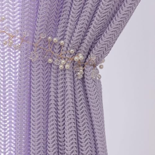 Rideau semi transparent violet à texture chevrons finitions soignées