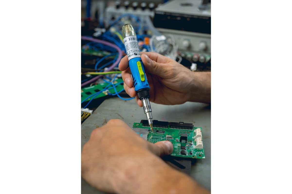 HÖGERT TECHNIK Saldatore a gas 3 in 1, 220 W, accensione piezoelettrica, saldatore (400 °C), bruciatore (1300 °C), senge (550 °C), butano propano, compatto, ergonomico, 40 minuti