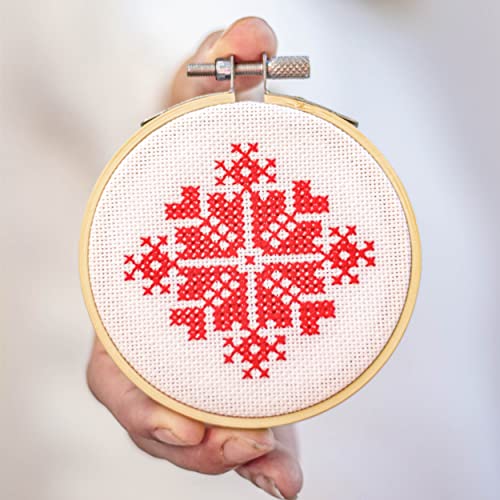 Image of GIEMSON Embroidery Hoop 3 Inch 12 Pieces Small Embroidery Hoops Bamboo Circle Cross Stitch Hoop for Embroidery Art Craft Sewing