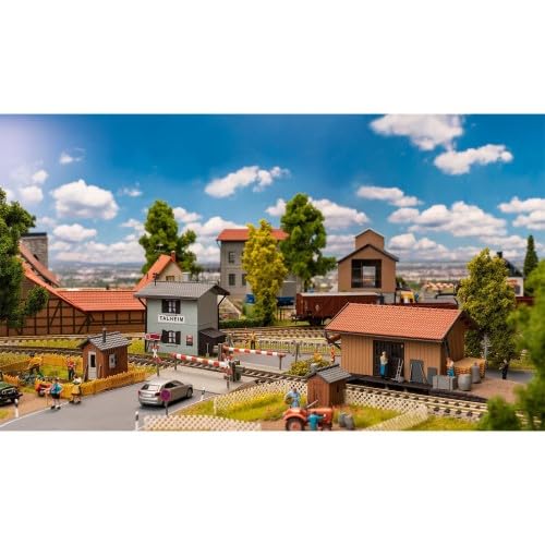 Preisvergleich Produktbild Faller 190141 Aktions-Set: Am Bahnübergang