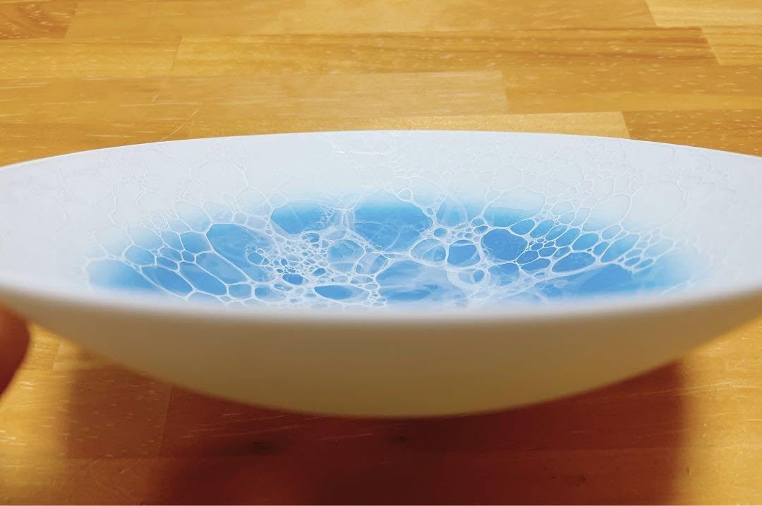 Amazon.co.jp: 有田焼 やま平窯 泡シリーズ ボウル お皿 18cm 青 水色