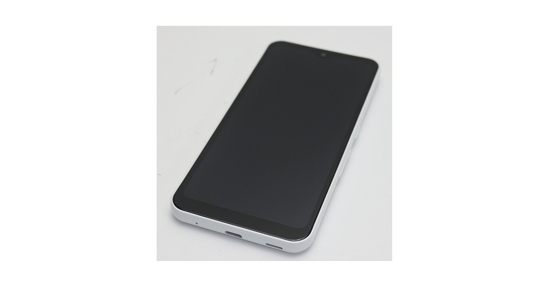 docomo arrows We F-51B ホワイト　64GB 富士通 新古品 F-51B arrows We ホワイト SIMフリー ドコモ