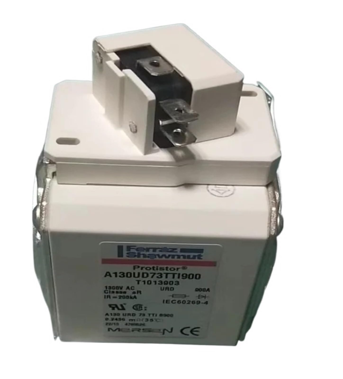 Fusibles A090UD73TTI1400 évitez les pannes et surcharges réseaux