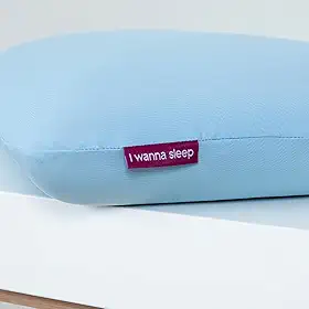 Travesseiro Blue Látex - I wanna sleep - (Altura M - 13cm) - Capa Refrescante, Látex Tailandês 100% Natural, Hipoalergênico e Naturalmente Resistente a Poeira e Ácaros - 13x40x60cm