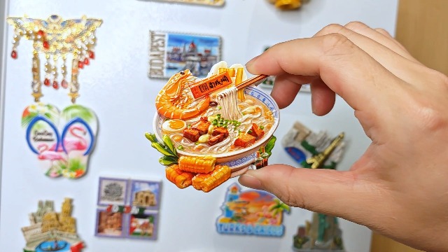 Imán decorativo de resina 3D para refrigerador miniatura 7