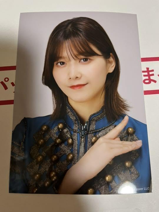 Amazon.co.jp: 櫻坂46 渡邉理佐 卒コン 生写真 ヨリ : おもちゃ