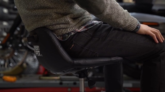 Amazon.com: FreekyFit Rolling Shop Stool with Wheels, Rolling