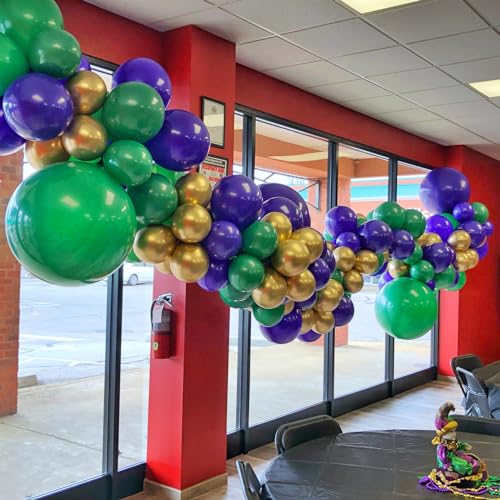 Voircoloria Dark Green Balloons, 66pack 12inch Green Latex Party Balloons for Birthday, Graduation, St. Patrick's Day, Christmas, Baby Shower, Dinosaur Party, Anniversary Party Decorations - 10