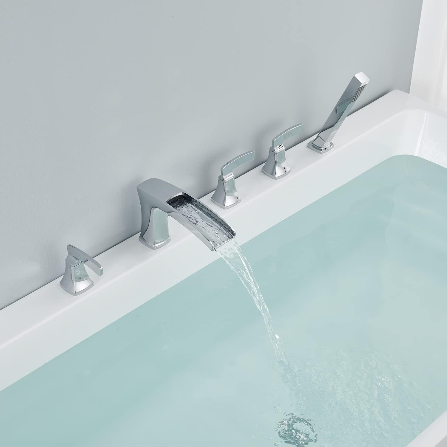 Roman Tub Filler Waterfall Tub Faucet Chrome Deck Mount Bathtub Faucets 5 Hole Brass Bathroom Faucets with Hand Shower