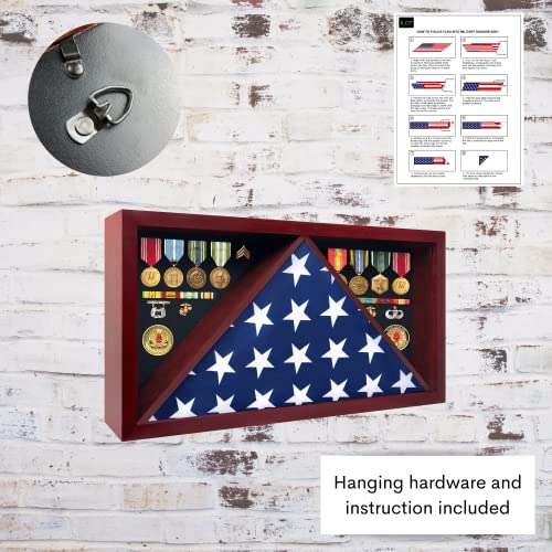 Urna militar para bandera de 5 x 9.5 pies contra polvo y humedad 6