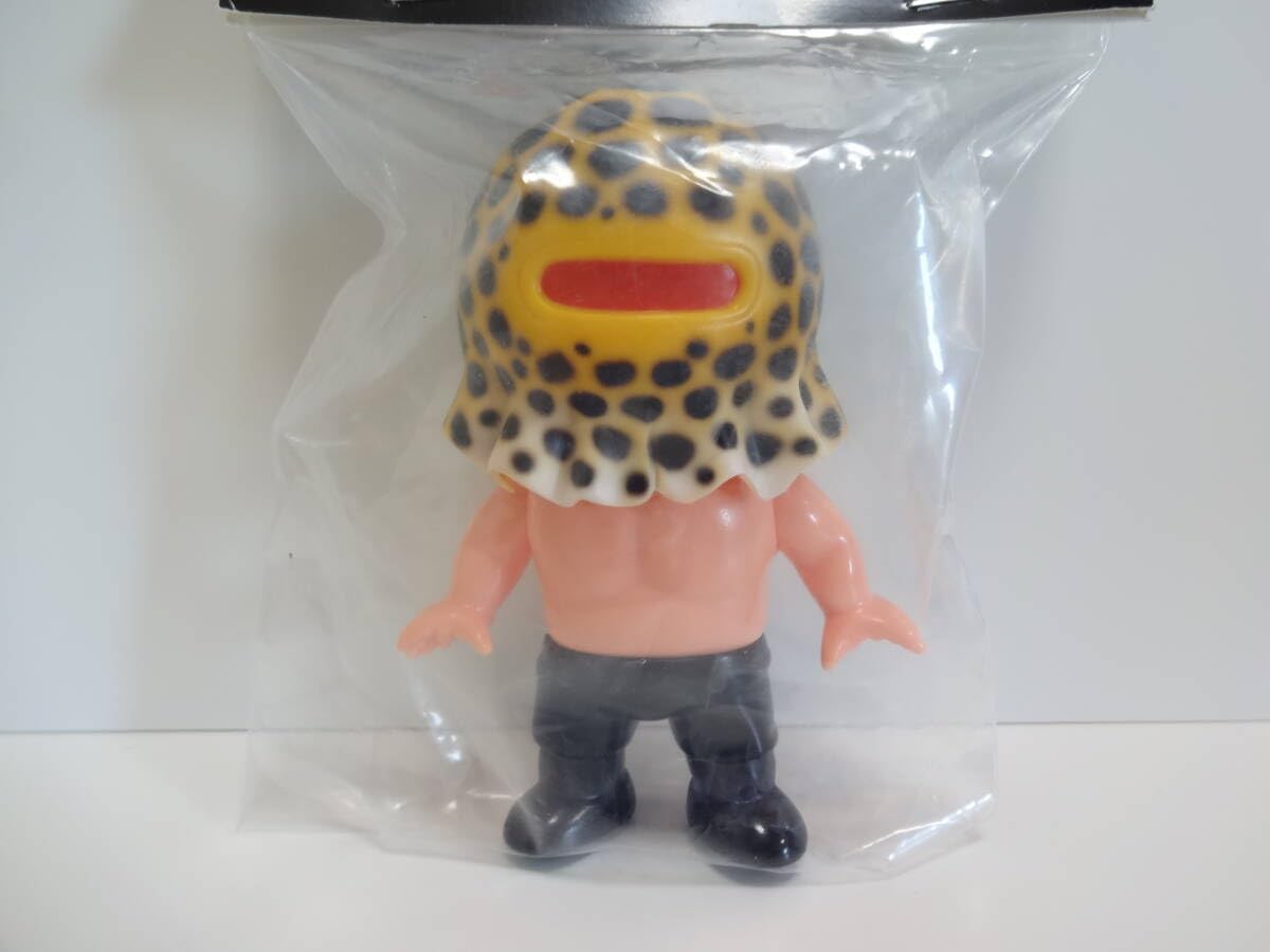 マグマ星人 円谷コミュニケーション 怪獣郷 ソフビ人形デッドストック