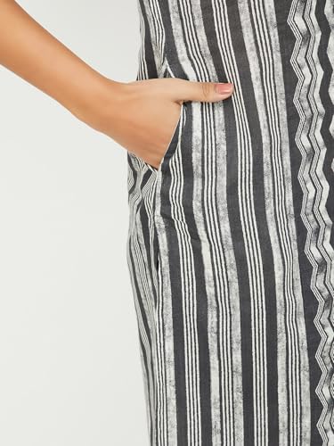 Image of Max Women's Cotton Blend Printed Regular Kurta