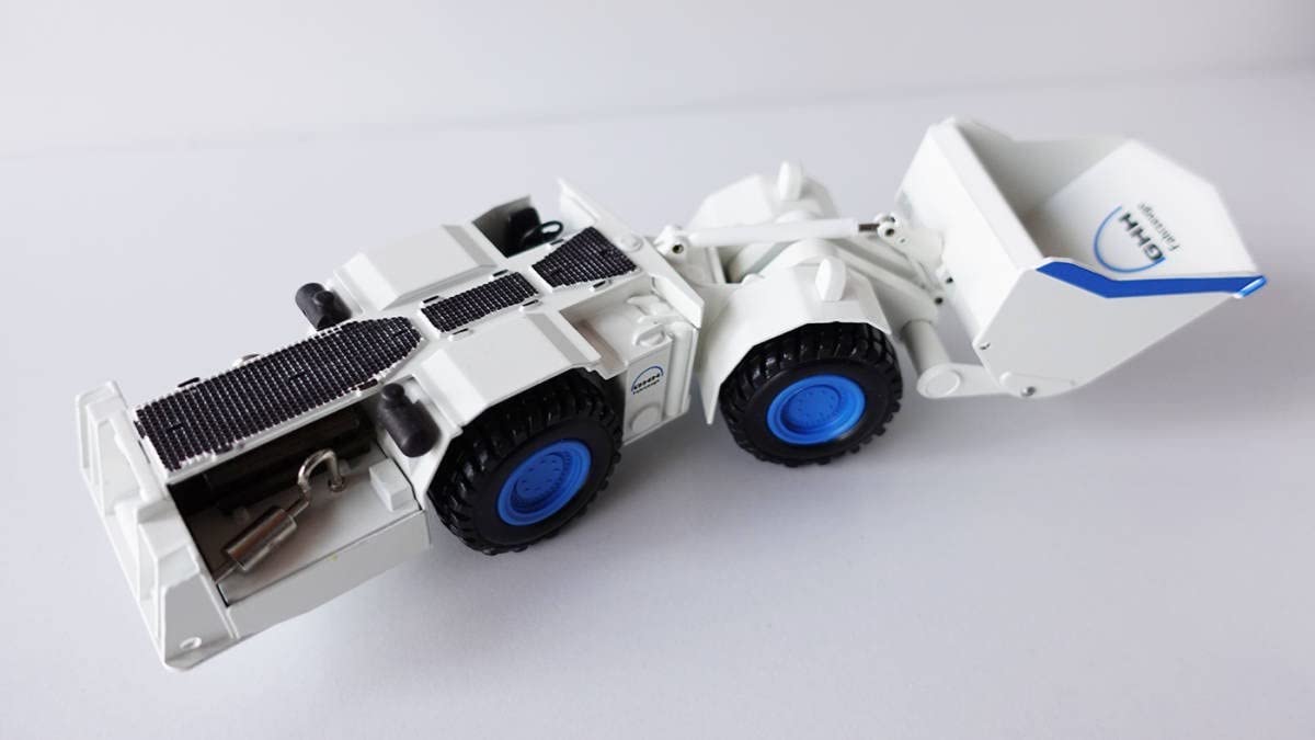 ミニカー 1/50 MAN GHH Tunnellader Conrad 2430/0 Amazon.co.jp: 1 50 MAN GHH Tunnellader Conrad 2430 0