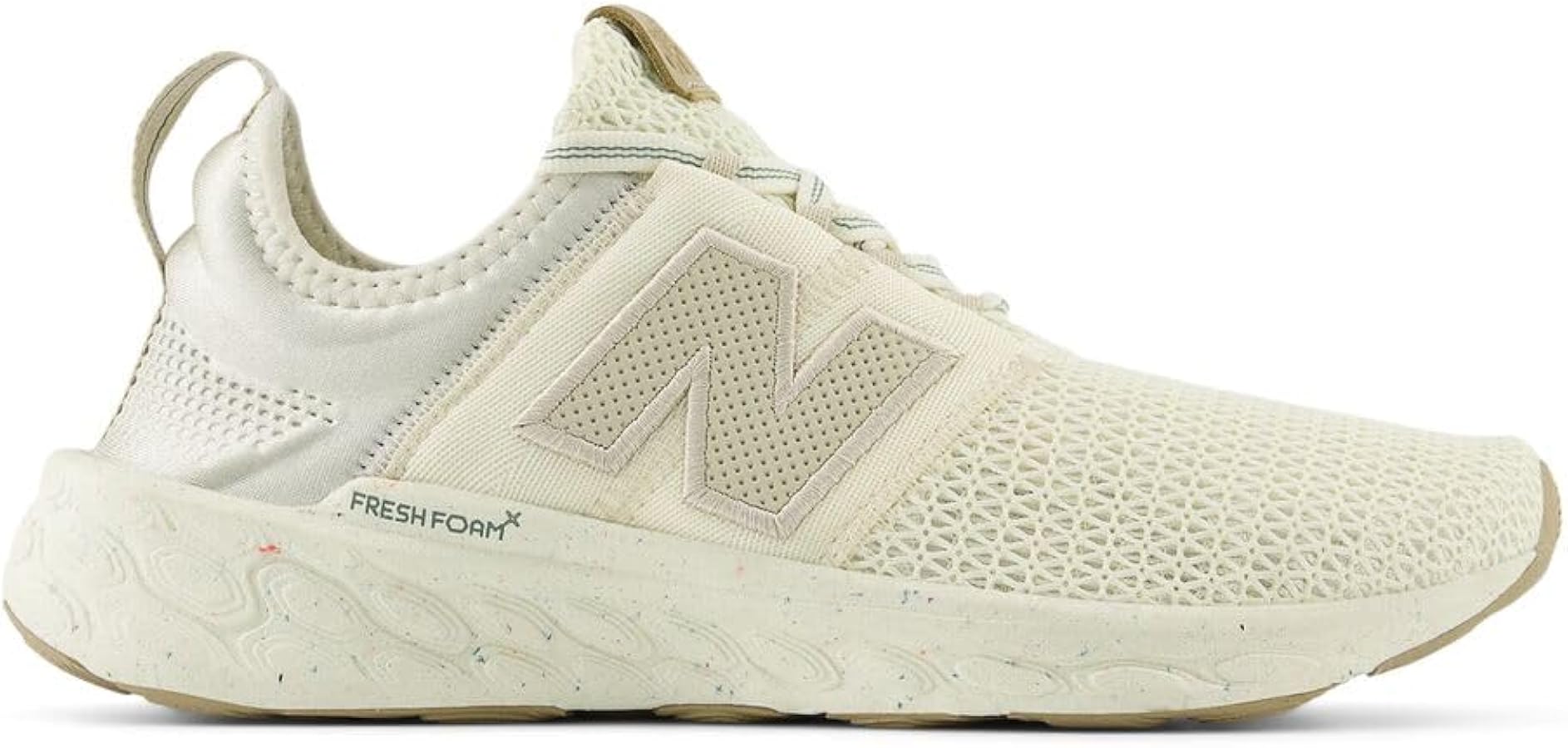 1/5まで限定価格【韓国new balance】LIGHTWEIGHT Amazon.com | New Balance Women's FuelCore Nergize V1 Sneaker