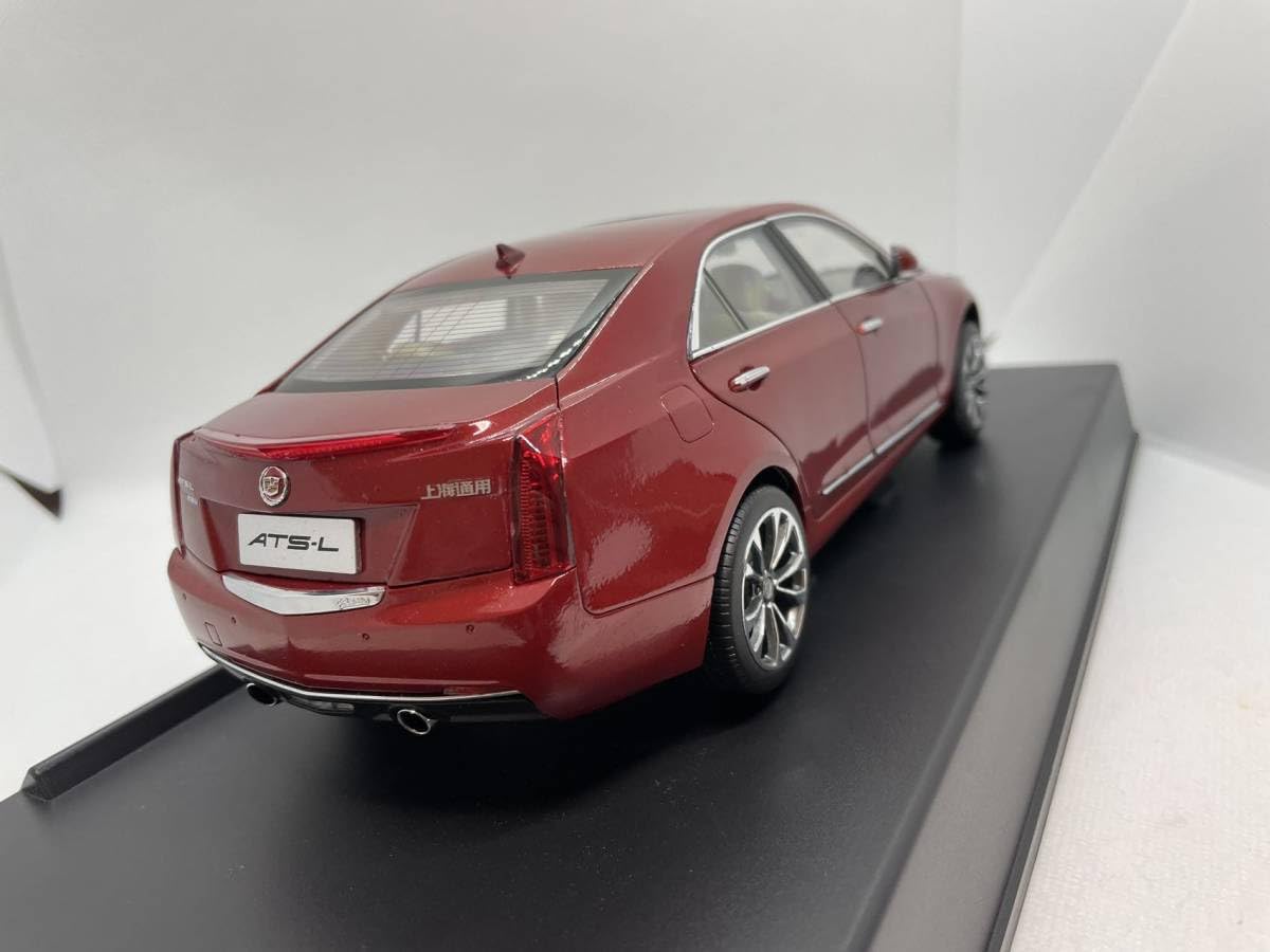 102-012 1/18 キャデラック Cadillac ATS-L レッド 102-012 1/18 キャデラック Cadillac ATS-L レッド 102-012 1/18