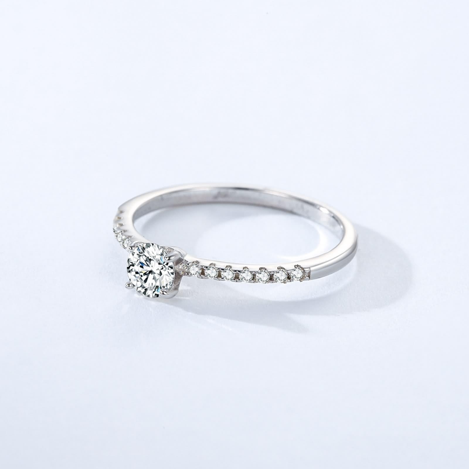 Anillos boho, anillo de oro blanco de 14 quilates elegante diseño de filas con 4 garras, diamante redondo de 0,25 quilates y moissanita, talla 50 (15,9)