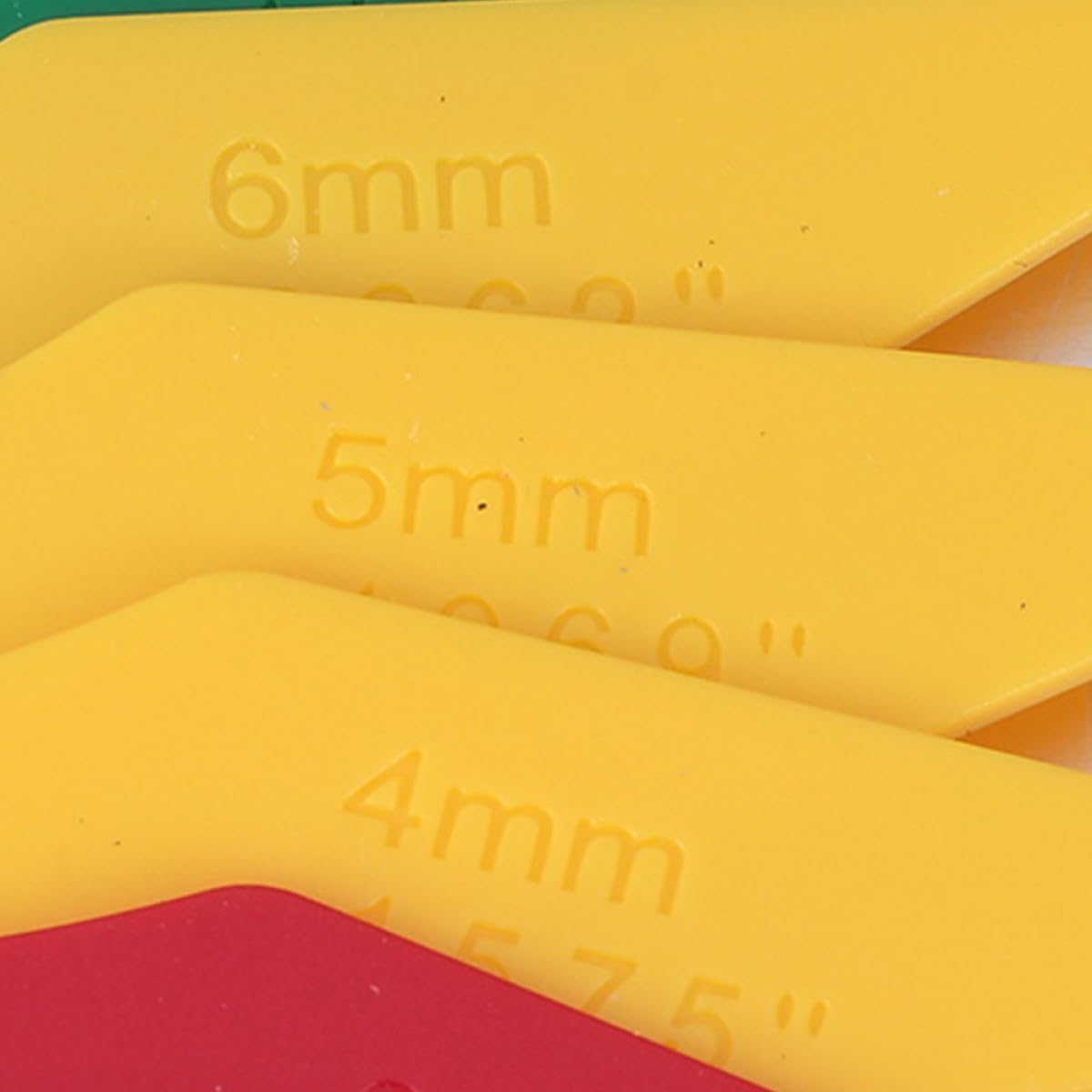 CALLARON 4pcs Brake Pad Thickness Measurement Gauge Set Plastic Wear Detection Tool for Car Brake Pads Automotive Drum Inspection
