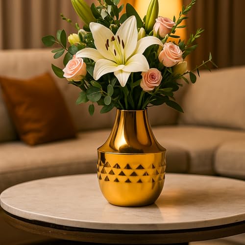 Image of Market99 Decorative Metal Flower Holder |Glossy Texture Golden Gourd-Shaped Vase with Diamond Design |Ideal Centerpiece for Home, Office, Events & More |Combines Festive Shimmer and Classy Design