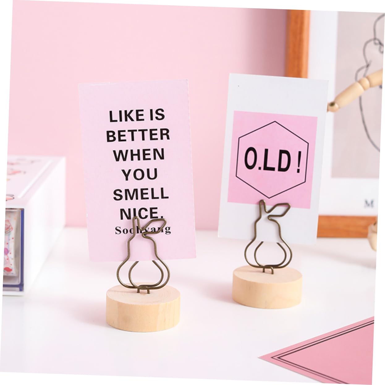 OFFSCH 4Pcs Wooden Decorative Note Holders Table Memo Holders for Office Home Car Bird Pear Bow Stylish Desktop Ornaments for Messages Photos