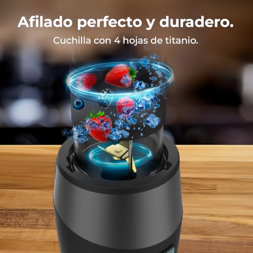 Cecotec Batidora de Vaso Individual Power Titanium 900 ProGo Hand Juice. 900W, 4 Cuchillas Titanio, Pica Hielo, Botella Sport 570ml, Agarre Ergonomico, Tapón Plegable, Asa de Silicona - imagen 3