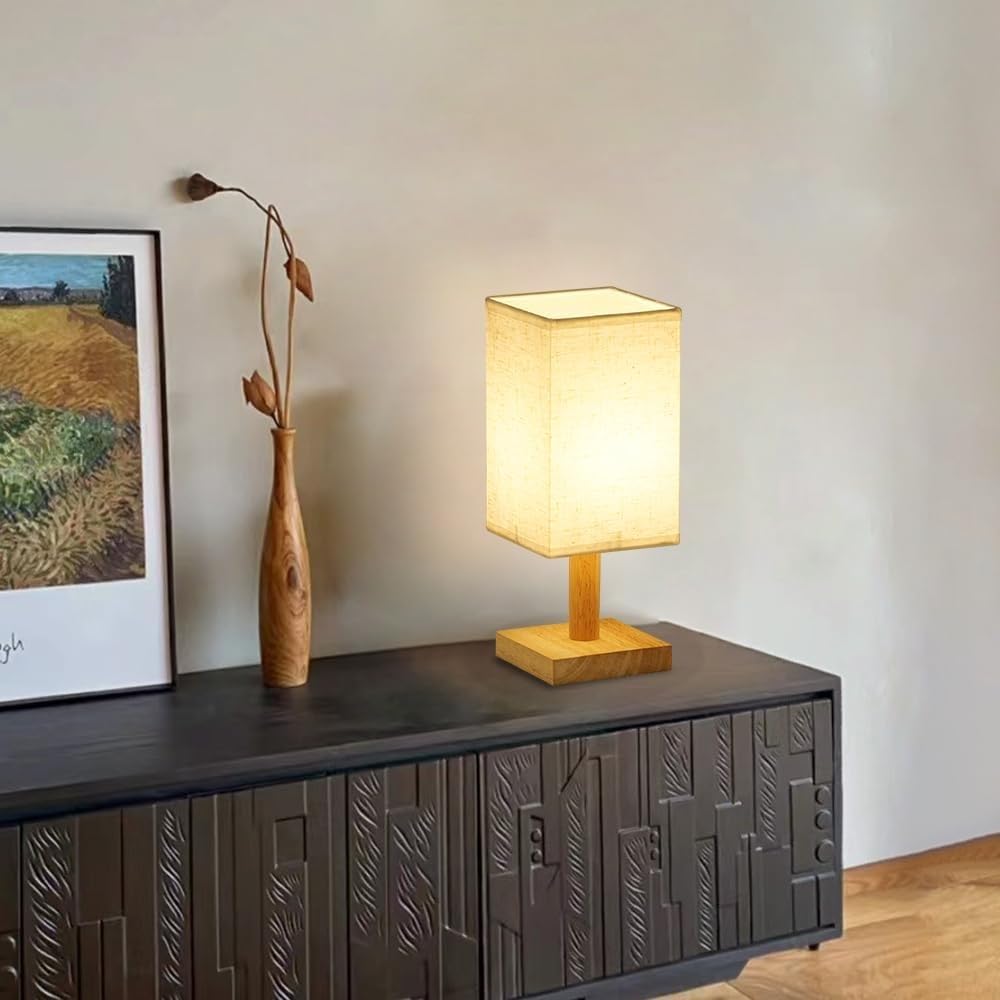Lampy stołowe. Lampka nocna E27 w nowoczesnym kwadratowym stylu, drewniana podstawa, lampa akcentowa do sypialni, salonu, pokoju dziecięcego