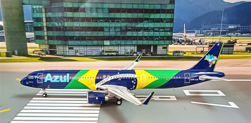 Amazon.com: ACE HOBBY GeminiJets for Azul Brazilian Airlines for