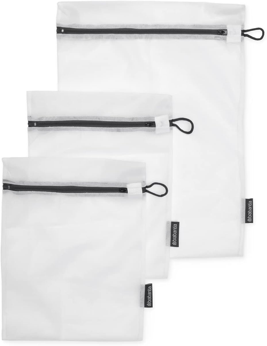 Brabantia - Washing Bags - Protective Mesh Laundry Bag - for your Delicates - Easy to Use Zipper - Special Pull-Tab Cover - Laundry Essentials - Set of 3 in 2 Sizes - White - 33 x 25 cm / 45 x 33 cm