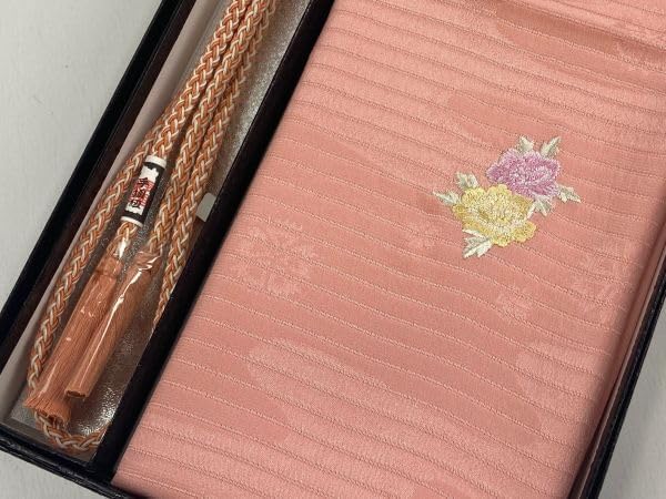 未使用】正絹 絽 帯揚げ 帯締めセット 三作夏 正絹 刺繍入り 絽帯揚げ・帯締め 夏 正絹 刺繍入り 絽帯揚げ・帯締めセット