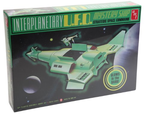 Modèle réduit Interplanetary UFO Mystery Ship avec détails moulés précis