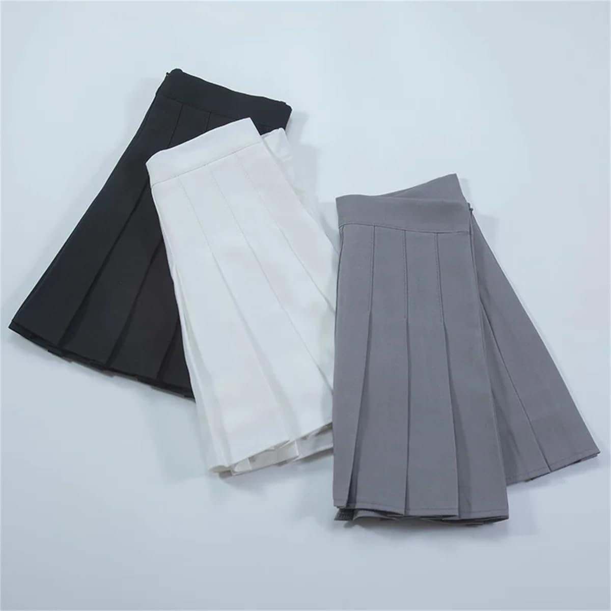 Mini Gonna A Pieghe Grigia da Donna Sportiva A Vita Alta Estiva A Linea Bianca da Tennis con Pantaloncini