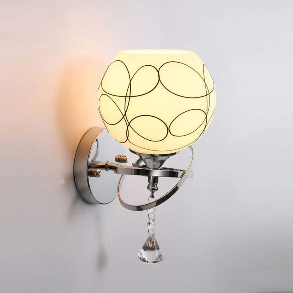 Lámpara de Pared Globe que elimina esquinas oscuras en la sala de estar con luz difusa