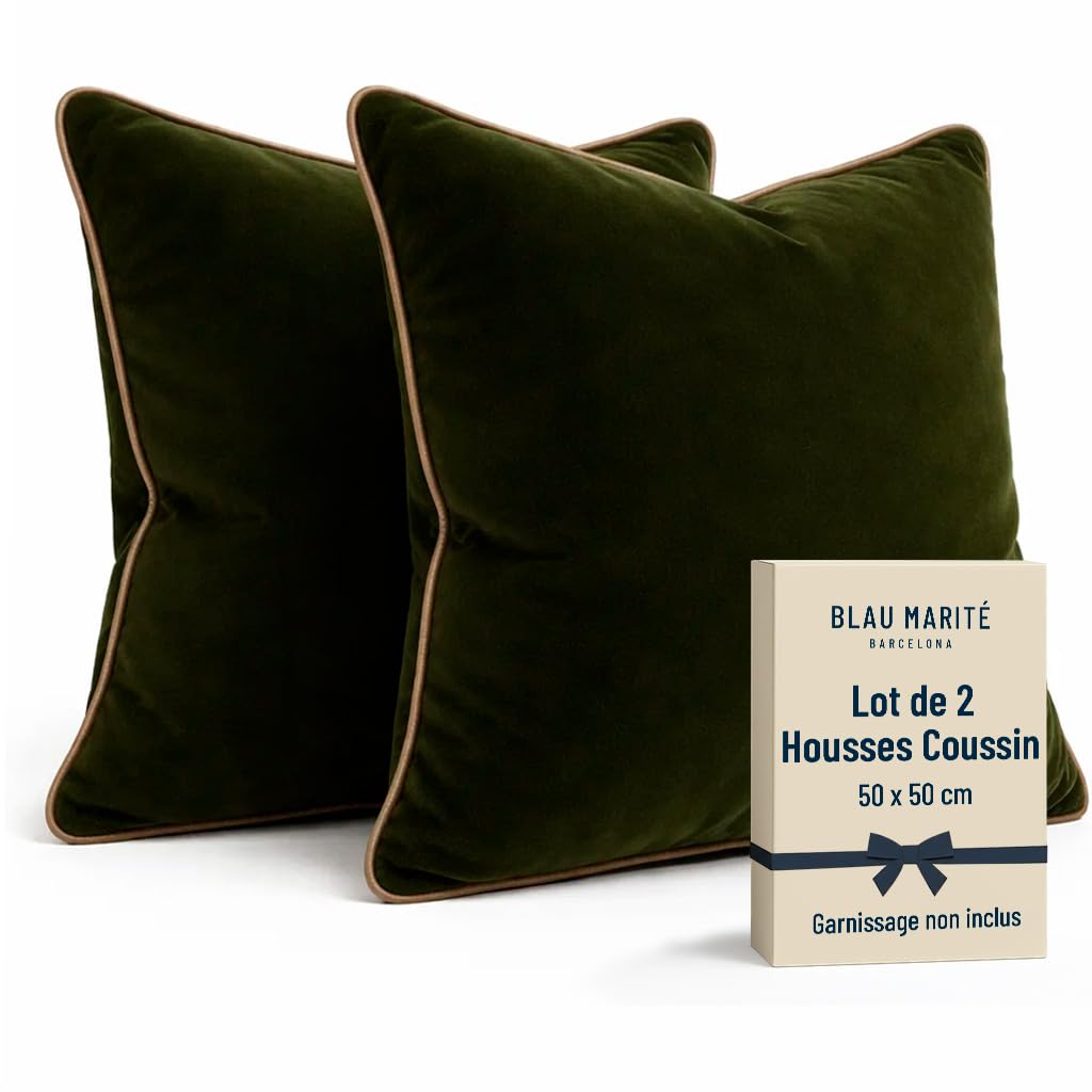 Housse de coussin en velours vert et camel pour cocooning dans le salon ou le lit
