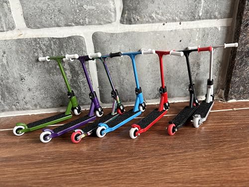 Image of LEEFAI Metal Finger Scooter Alloy Pro Finger Stunt Scooter-Solid Metal fingerscooter (Black)