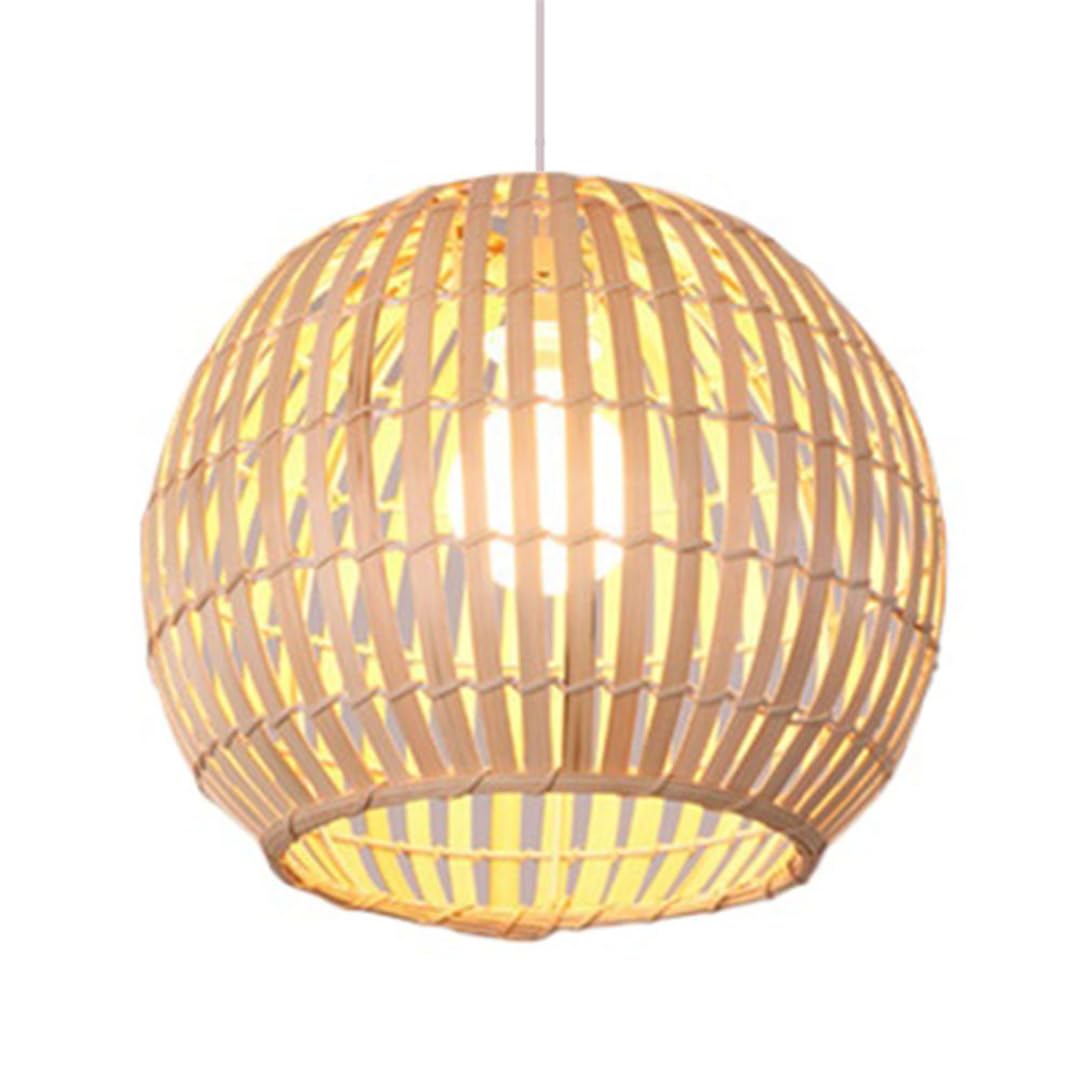 Suspension de cuisine en bambou de 40cm, un lustre globe au design rustique chic